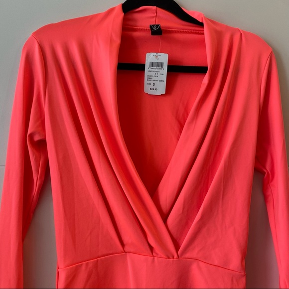 Windsor Neon Pink Longsleeve Bodysuit. New With Tags! - Picture 5 of 5